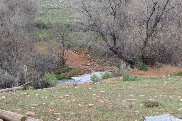 4689 N 10500 E, Lapoint, UT 84039 — photo 8