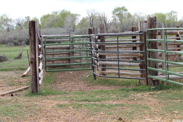 6141 N 8000 E, Lapoint, UT 84039 — photo 6
