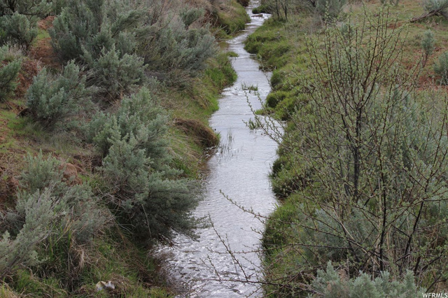 5467 N 9500 E, Lapoint, UT 84039 — photo 12