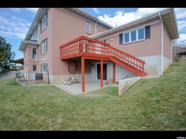 986 E Oakwood Dr S, Bountiful, UT 84010 — photo 4