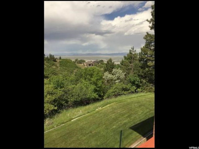 986 E Oakwood Dr S, Bountiful, UT 84010 — photo 5