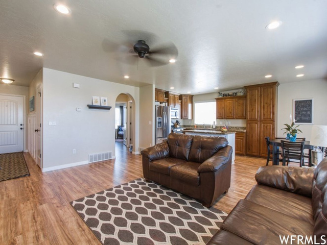 5863 S 4600 W, Hooper, UT 84315 — photo 4