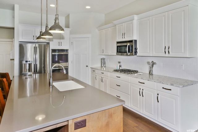 2585 S 100 E, Bountiful, UT 84010 — photo 8