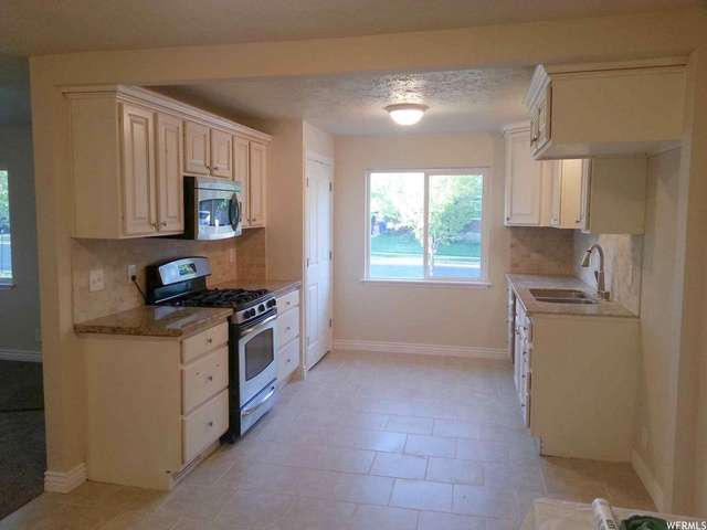 44 W 1400 S, Bountiful, UT 84010 — photo 6