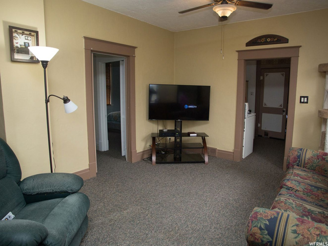 406 E Main St, Elsinore, UT 84724 — photo 2