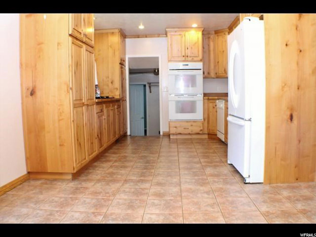 749 S 200 E, Roosevelt, UT 84066 — photo 10