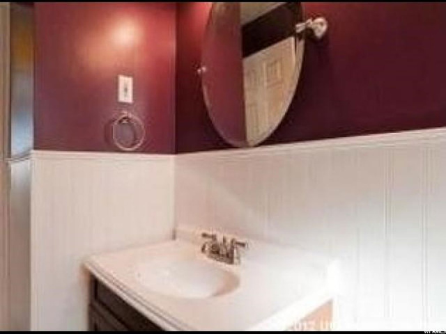 10229 S 360 E, Sandy, UT 84070 — photo 5