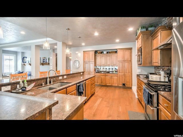 310 Maxine Cir, Bountiful, UT 84010 — photo 6