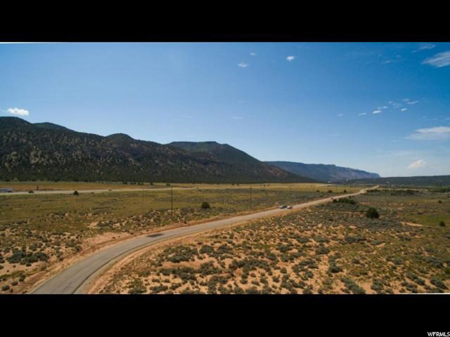 #385, New Harmony, UT 84757 — photo 11