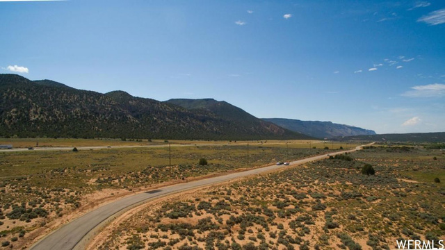 #387, New Harmony, UT 84757 — photo 11