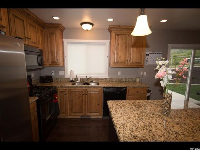 631 E Cove St S, Providence, UT 84332 — photo 7