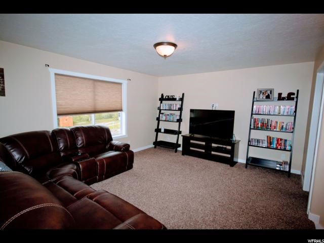 631 E Cove St S, Providence, UT 84332 — photo 10