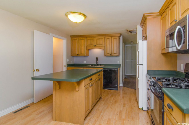 744 Lindsay St, Layton, UT 84041 — photo 7
