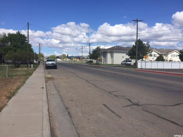 987 W Main S, Vernal, UT 84078 — photo 4