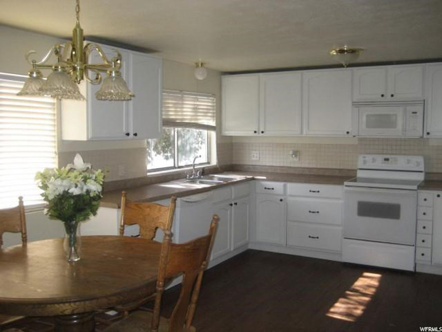 636 E 400 S, Price, UT 84501 — photo 11