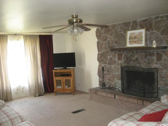 636 E 400 S, Price, UT 84501 — photo 10