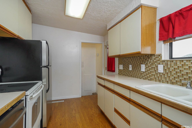 5409 S 2375 W, Roy, UT 84067 — photo 7