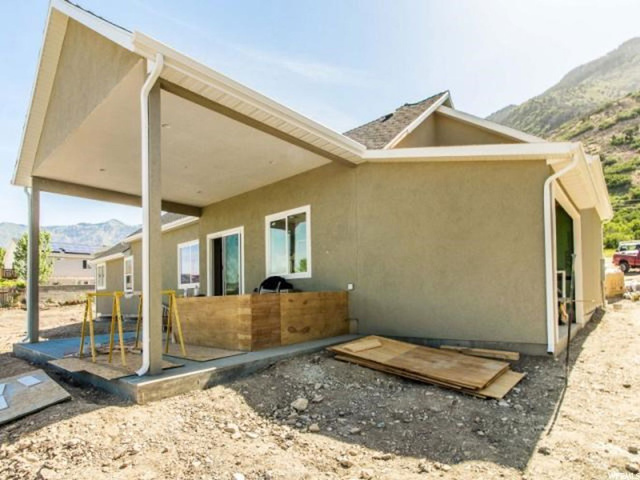 1407 N Mountain Rd, Ogden, UT 84404 — photo 4