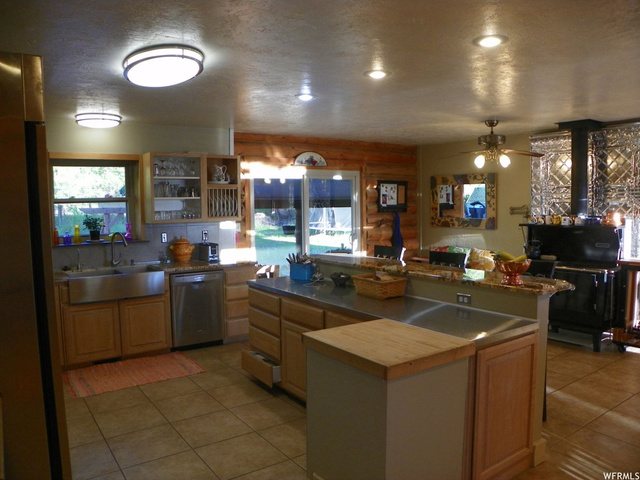 986 E 2290 N, Monroe, UT 84754 — photo 6