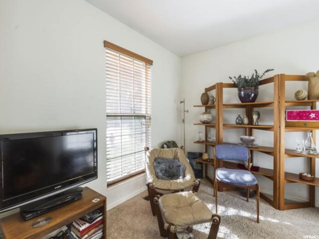 541 E 5350 S, Washington Terrace, UT 84405 — photo 8