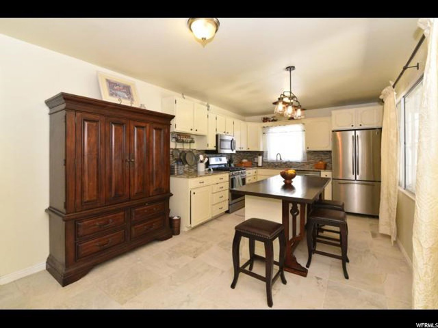 4700 S Meadow View Rd E, Murray, UT 84107 — photo 4