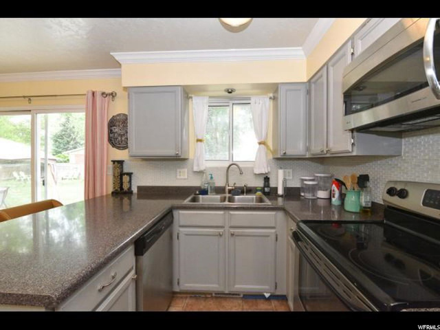 1060 E Fallbrook Way S, Sandy, UT 84094 — photo 5