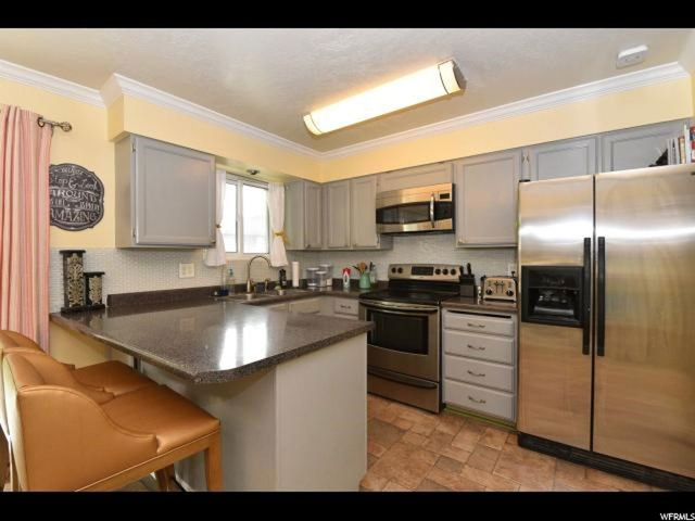 1060 E Fallbrook Way S, Sandy, UT 84094 — photo 7