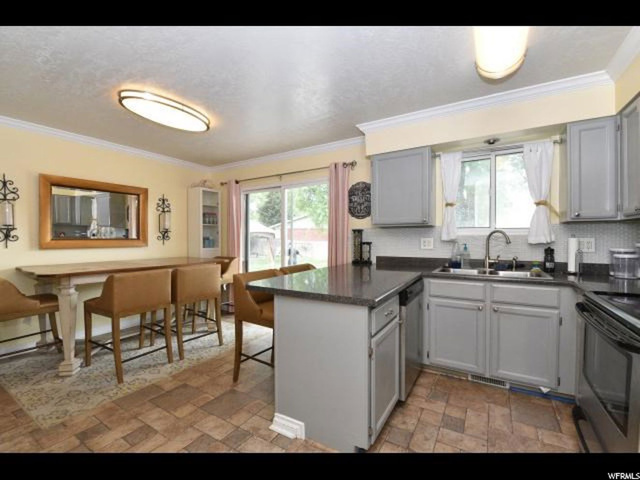1060 E Fallbrook Way S, Sandy, UT 84094 — photo 4