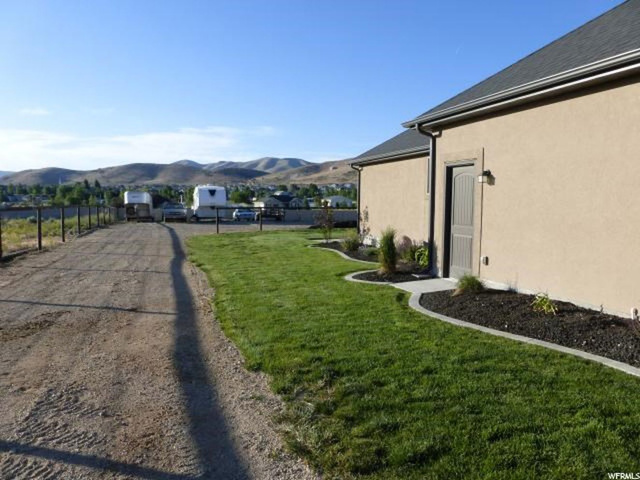 2385 E Riley Dr, Eagle Mountain, UT 84005 — photo 3