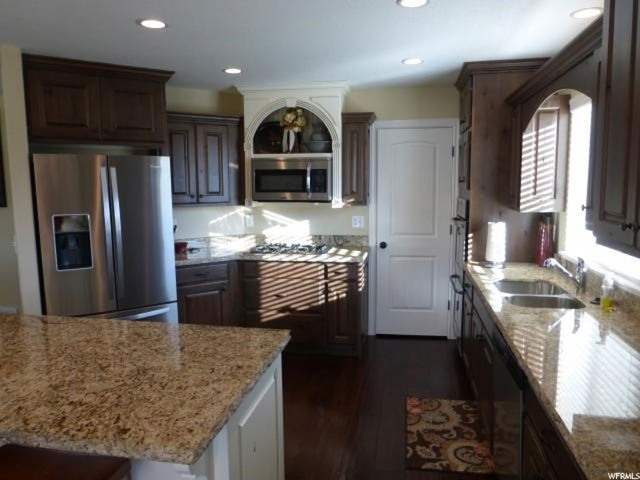 2385 E Riley Dr, Eagle Mountain, UT 84005 — photo 9
