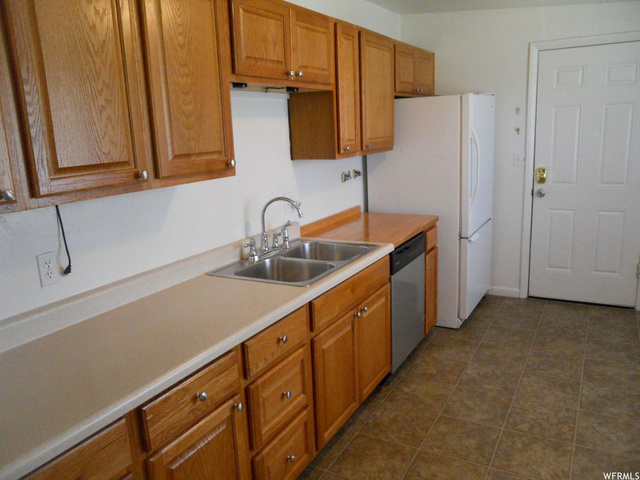 934 E 1050 N, Ogden, UT 84404 — photo 4