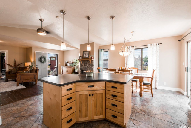 240 E Highland Dr, Park City, UT 84098 — photo 12