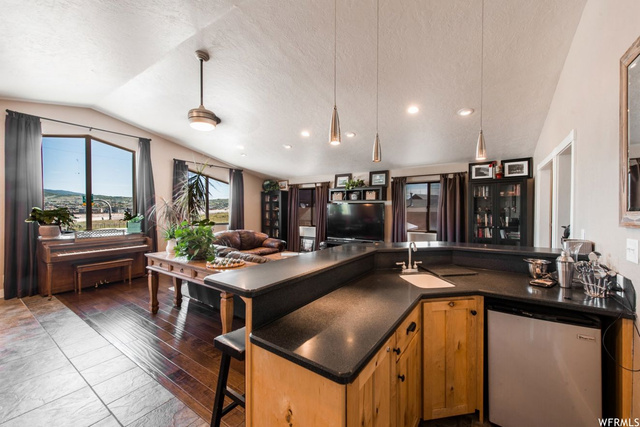 240 E Highland Dr, Park City, UT 84098 — photo 11