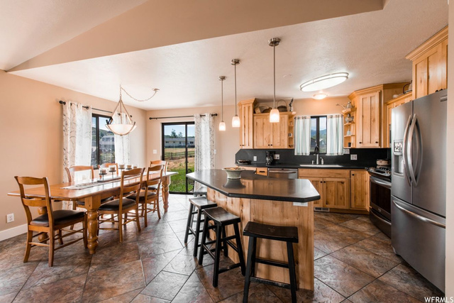 240 E Highland Dr, Park City, UT 84098 — photo 8