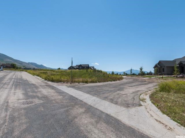 3852 N Eagle Ct #29, Eden, UT 84310 — photo 9