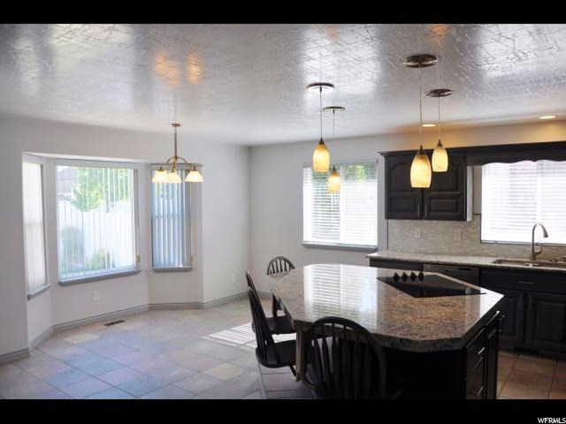 654 W 2525 S, Syracuse, UT 84075 — photo 10