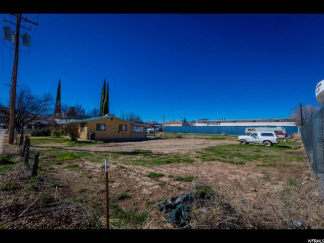 83 E State St, Hurricane, UT 84737 — photo 5