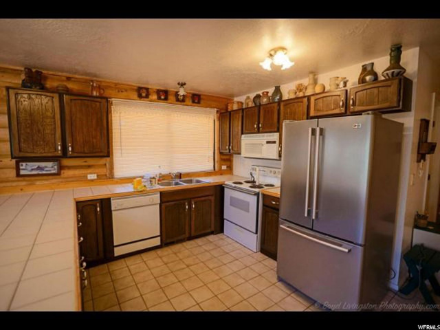 580 S Mountain View Ln, Brookside, UT 84782 — photo 6