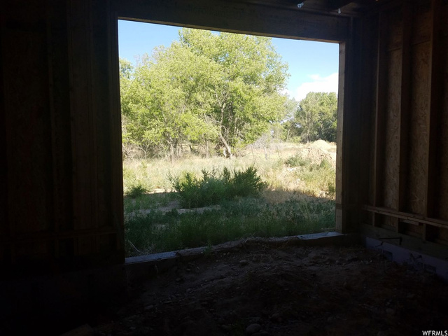 10375 E Eighth St, Randlett, UT 84063 — photo 9