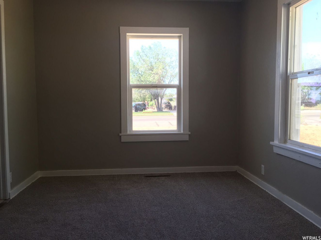 180 S 100 E, Vernal, UT 84078 — photo 8