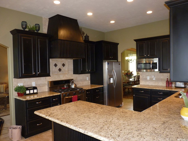 3822 Highland Ct, Bountiful, UT 84010 — photo 11