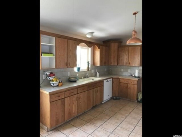 1963 E Shepard Ln, Lake Point, UT 84074 — photo 2