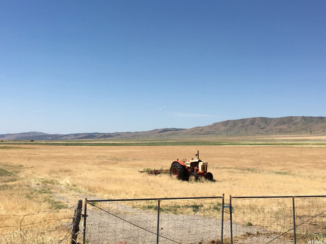 Mona, UT 84645 — photo 2