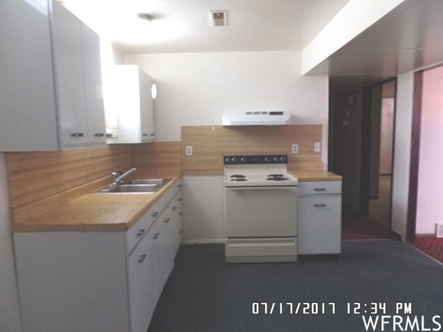 635 E 500 S, Price, UT 84501 — photo 5