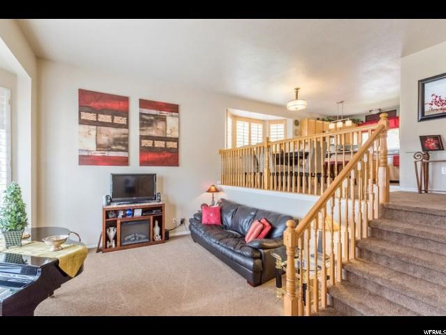 174 E Manilla Dr, Draper, UT 84020 — photo 3