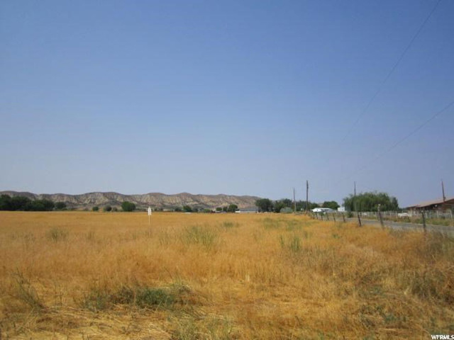 1350 E 5000 #6, Vernal, UT 84078 — photo 2