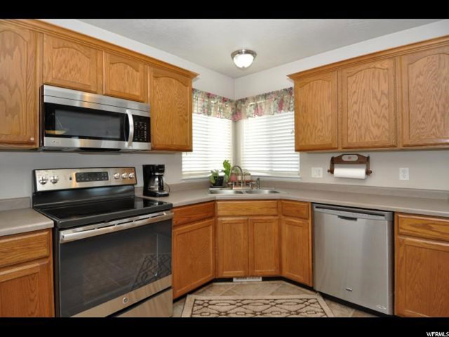 1343 N 650 E, Tooele, UT 84074 — photo 9