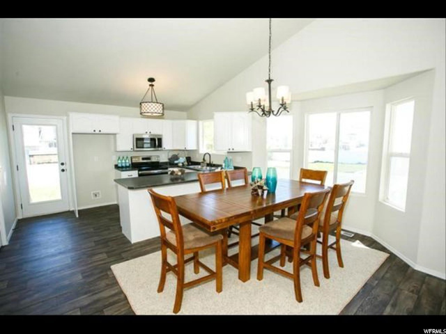 868 W 1300 N, Clinton, UT 84015 — photo 5