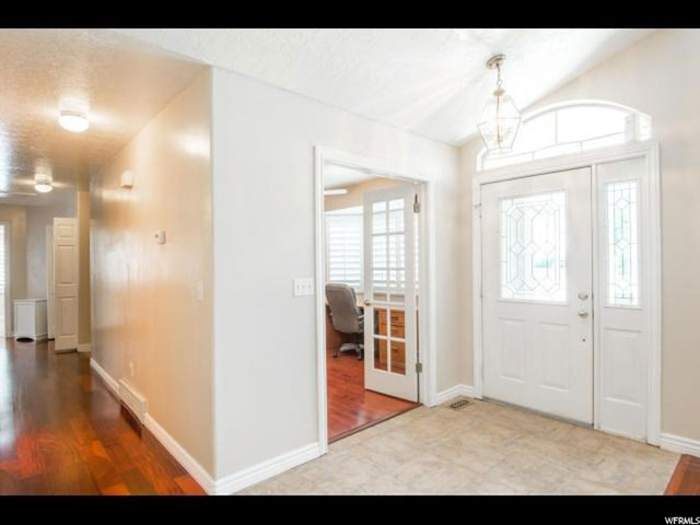 162 E Shadowbrook Ln, Kaysville, UT 84037 — photo 8