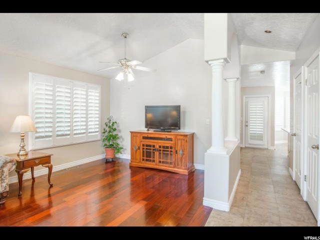 162 E Shadowbrook Ln, Kaysville, UT 84037 — photo 10